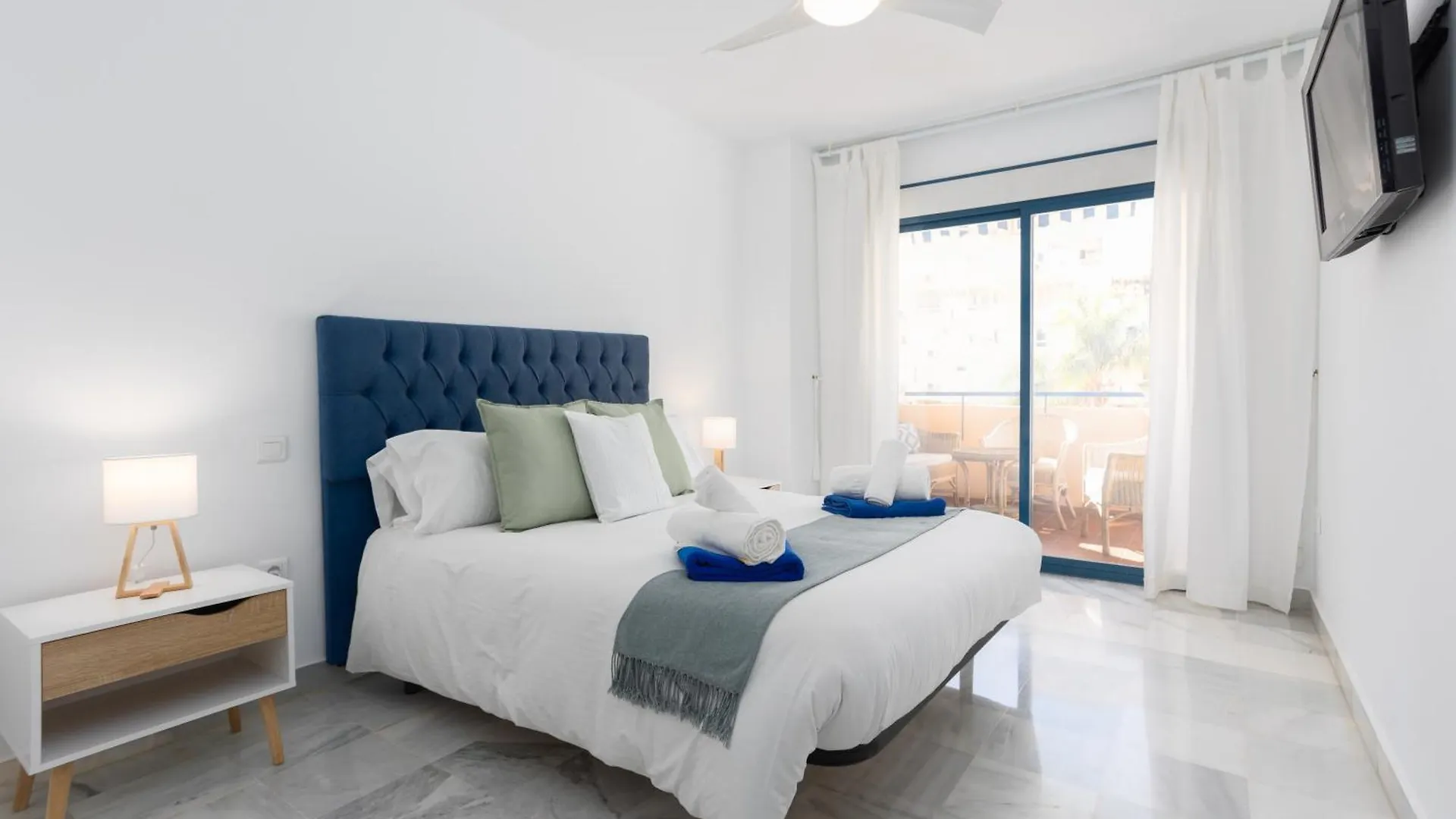 Two Bedrooms Apartment Marbella Center ספרד